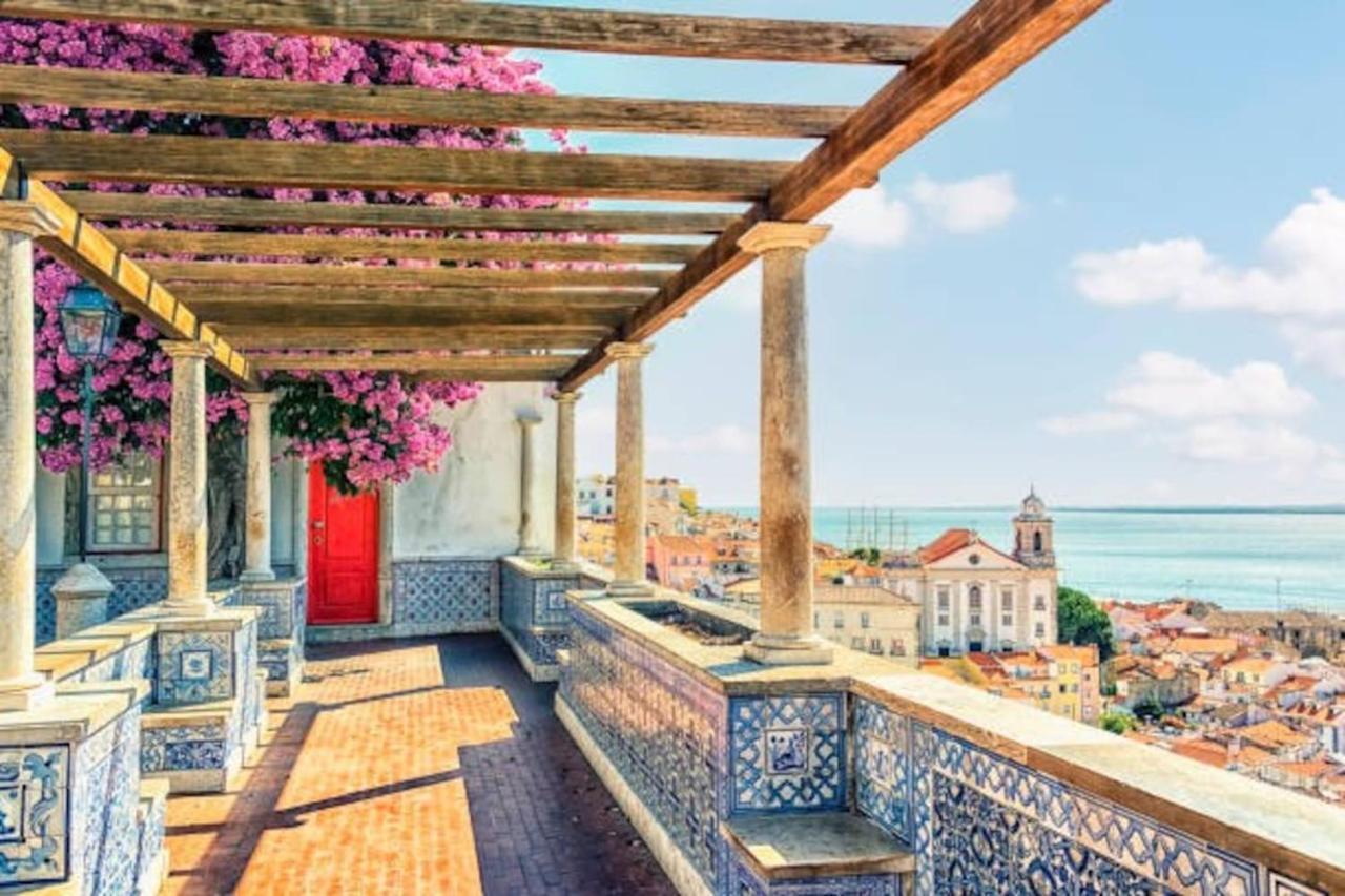 2 Bedroom Apartment For 4 People With Free Public Parking Lisbon Exterior photo